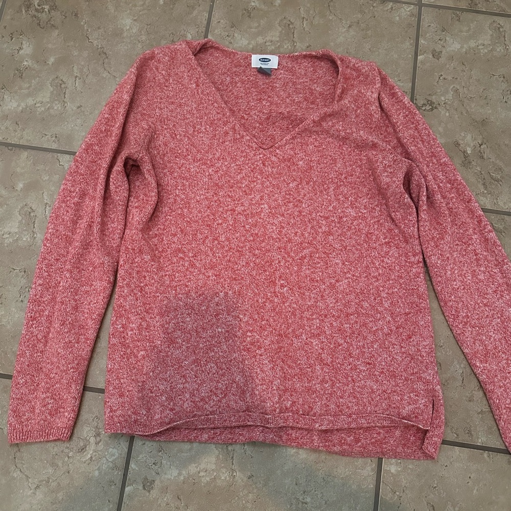 RED KNIT V NECK SWEATER